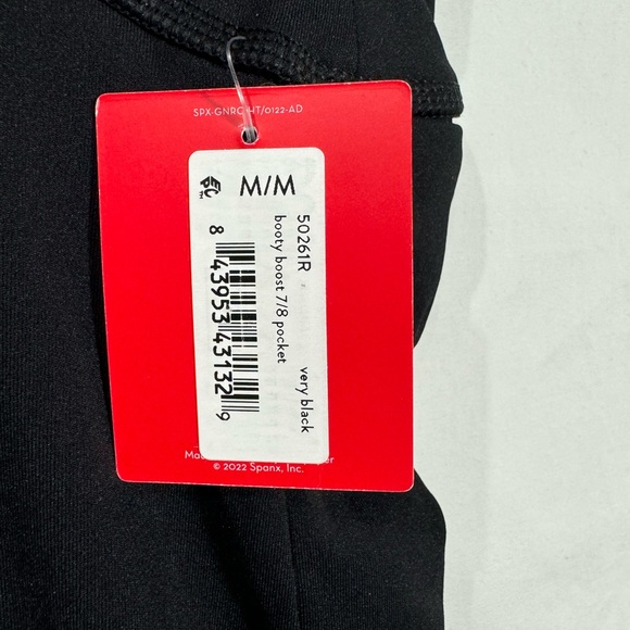 SPANX Shape Booty Boost Side Pockets Legging Very Black Athletic Travel Yoga NWT - Picture 6 of 11
